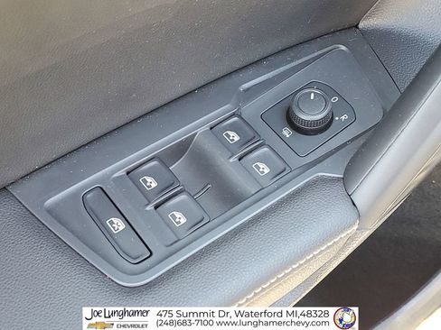 Used 2022 Volkswagen Tiguan S FWD image 22