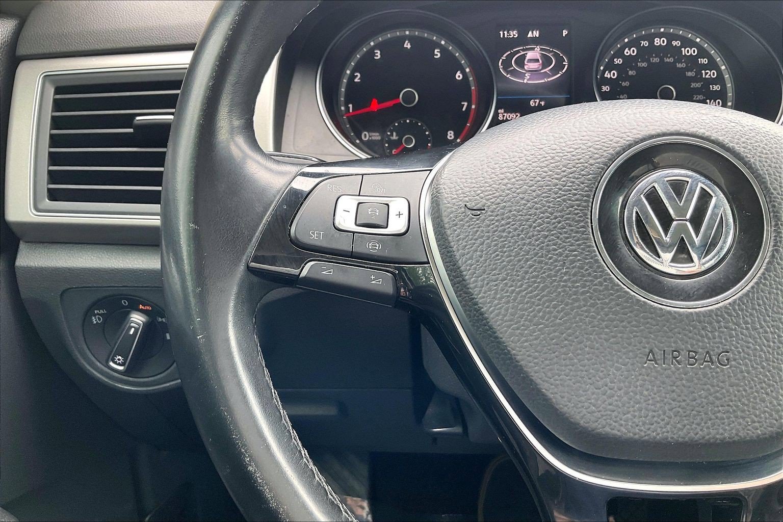 Used 2019 Volkswagen Atlas SE w/ Panoramic Sunroof Package AWD/4WD image 24