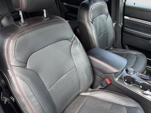 Used 2018 Ford Explorer Sport w/ Equipment Group 401A AWD/4WD image 31