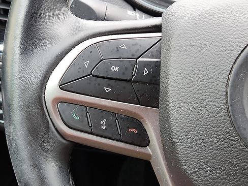 Certified 2019 Jeep Cherokee Limited AWD/4WD image 21