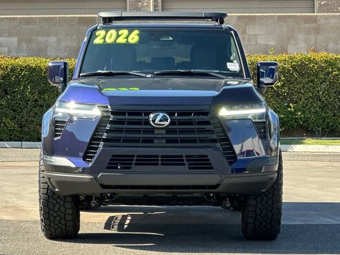 Used 2026 Lexus GX 550 w/ Accessory Package (31) AWD/4WD image 9