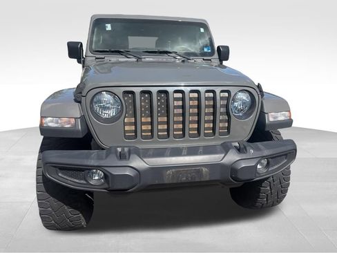 Used 2019 Jeep Wrangler Unlimited Sahara AWD/4WD image 4