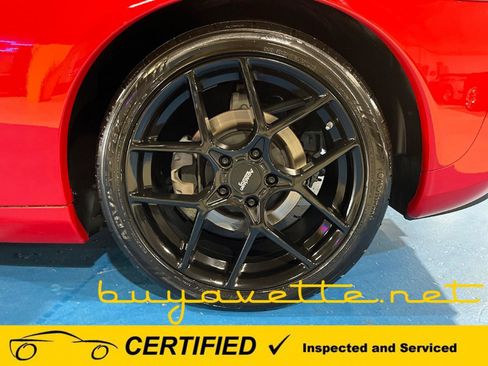 Used 2006 Chevrolet Corvette Coupe w/ Preferred Equipment Group RWD image 12