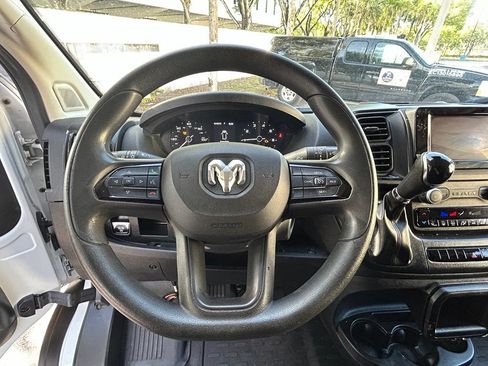 Used 2023 RAM ProMaster 2500 FWD image 15