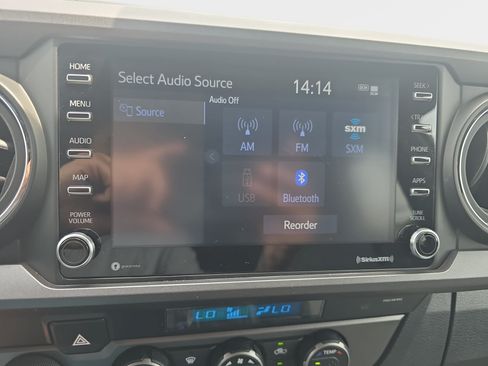 Used 2021 Toyota Tacoma TRD Off-Road AWD/4WD image 19