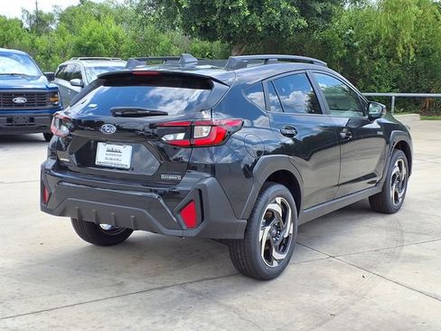New 2026 Subaru Crosstrek 2.5i Limited w/ Crosstrek Mirror Package AWD/4WD image 4