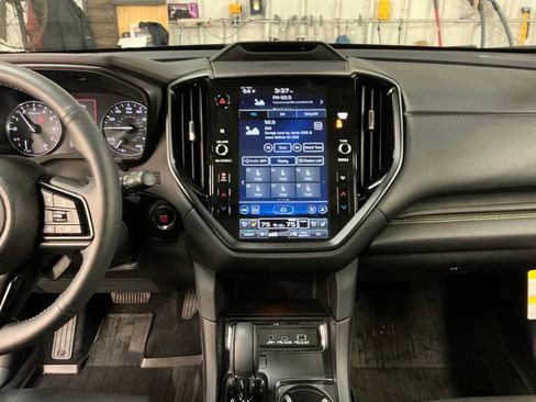 Certified 2025 Subaru Ascent Bronze Edition image 24