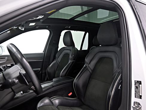 Used 2019 Volvo XC90 T6 R-Design w/ Advanced Package AWD/4WD image 6