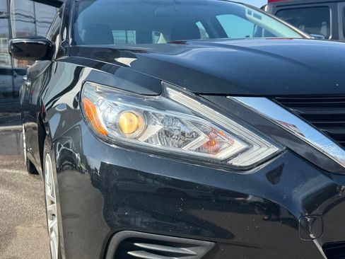 Used 2018 Nissan Altima 2.5 S w/ S Convenience Package image 10