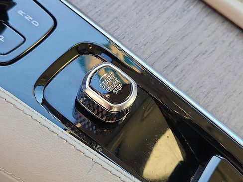 Certified 2023 Volvo XC90 T8 Plus w/ Protection Package Premier image 14