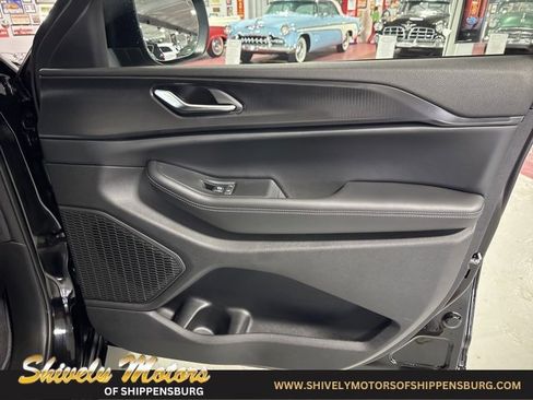 New 2025 Jeep Grand Cherokee L Laredo w/ Luxury Tech Group I image 42