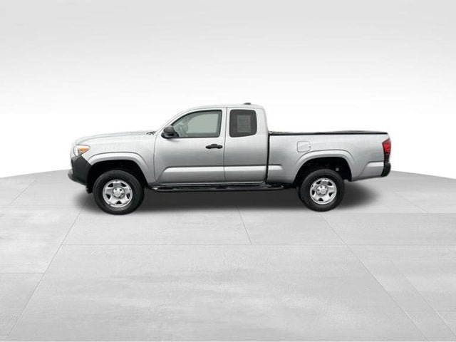 Used 2023 Toyota Tacoma SR RWD image 9