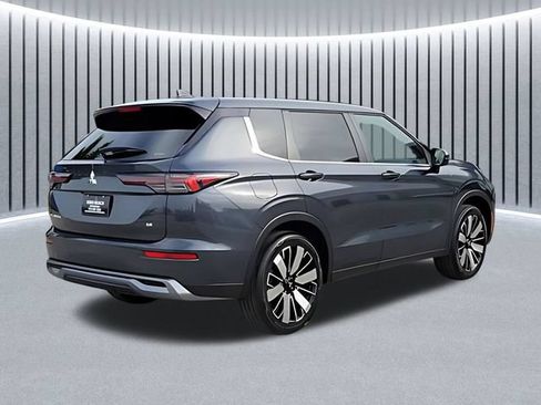 New 2026 Mitsubishi Outlander SE AWD/4WD image 6