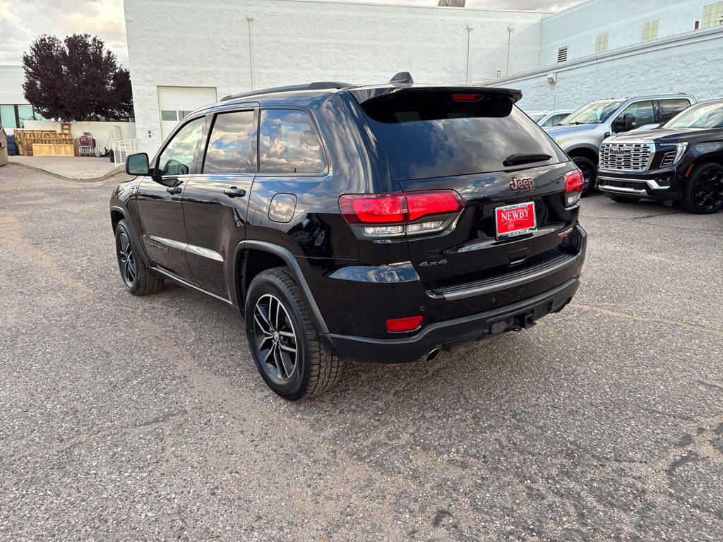 Used 2018 Jeep Grand Cherokee Trailhawk AWD/4WD image 7