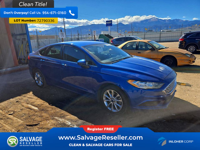 Used 2017 Ford Fusion SE w/ Fusion SE Technology Package FWD image 5