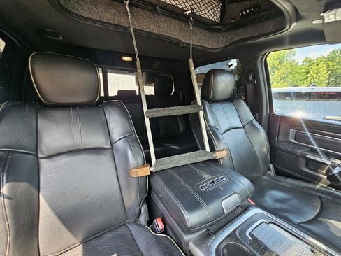 Used 2017 RAM 3500 Laramie Longhorn AWD/4WD image 11