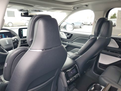 New 2026 Lincoln Aviator Reserve AWD/4WD image 24