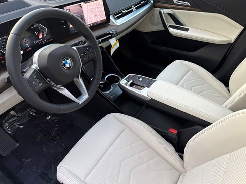 New 2026 BMW X1 xDrive28i w/ Technology Package image 7