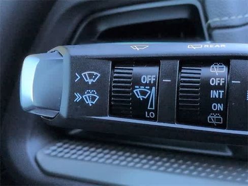 Used 2024 Chevrolet Traverse LT w/ Trailering Package image 26