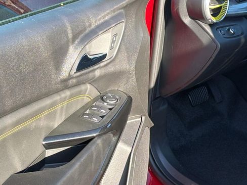 New 2026 Chevrolet Trax LT w/ Midnight Edition FWD image 11