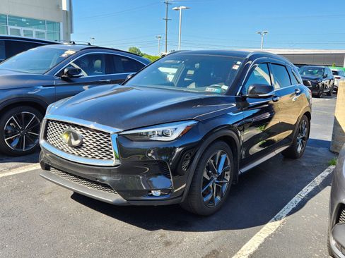 Used 2019 INFINITI QX50 Essential w/ Sensory Package AWD/4WD image 1