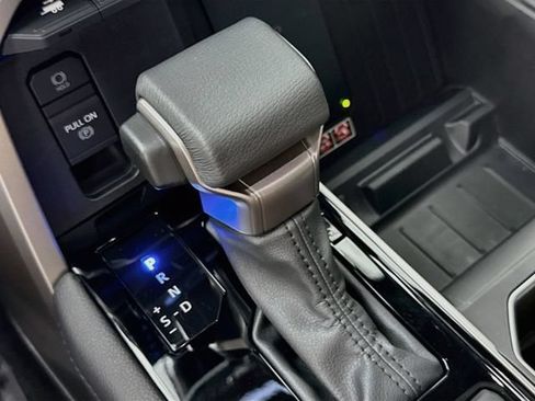 Certified 2026 Toyota Tundra Limited AWD/4WD image 18