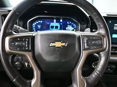 Used 2022 Chevrolet Silverado 1500 High Country image 35