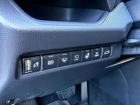 Used 2022 Toyota RAV4 XSE w/ Premium Package AWD/4WD image 33