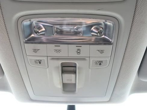 Used 2017 Audi Q3 2.0T Premium FWD image 28
