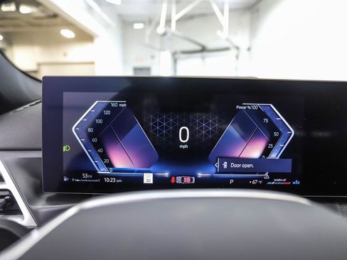 Used 2025 BMW 330i xDrive Sedan w/ Premium Package image 14