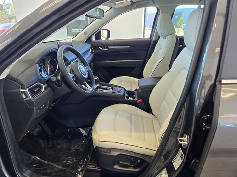 New 2025 MAZDA CX-5 AWD 2.5 S w/ Preferred Package image 16