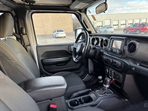 Used 2020 Jeep Wrangler Unlimited Sport S image 17