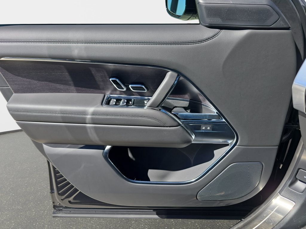 New 2027 Land Rover Range Rover SE AWD/4WD image 28