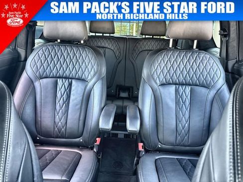 Used 2024 BMW X7 M60i w/ Executive Package image 15