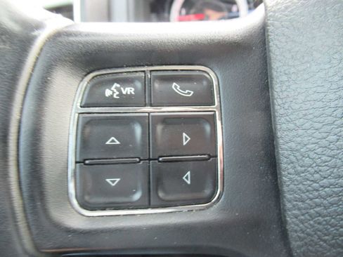 Used 2018 RAM 3500 Big Horn image 28