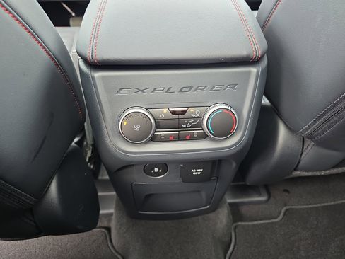 New 2026 Ford Explorer ST-Line w/ ST-Line Street Pack image 27