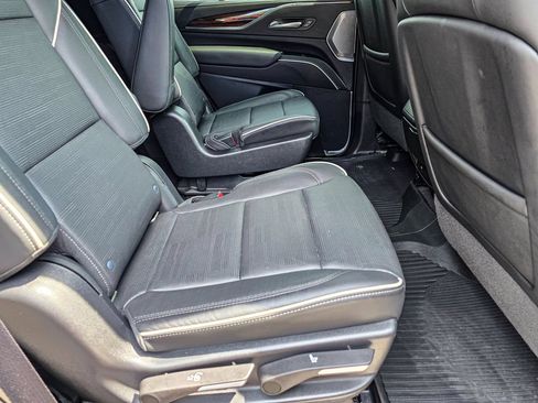 Used 2022 Cadillac Escalade Premium Luxury w/ Performance Package AWD/4WD image 26