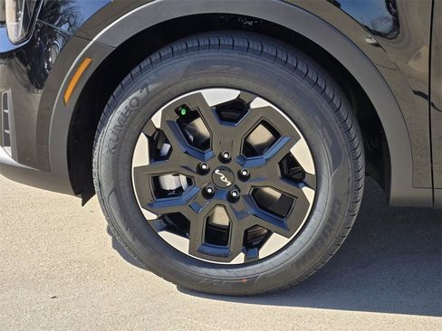 New 2026 Kia Sorento S image 8