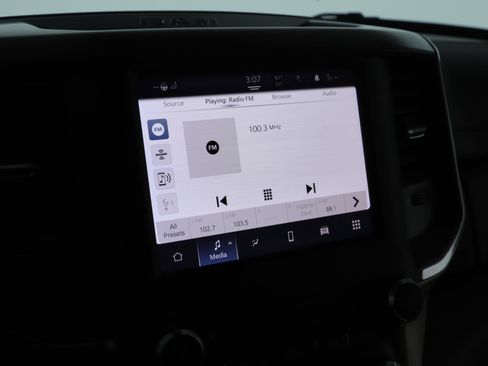 Used 2022 RAM 1500 Laramie image 12