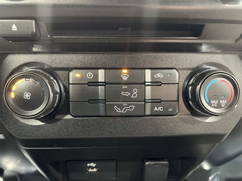 Used 2018 Ford F150 XLT image 18