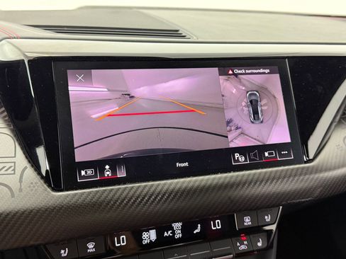 Used 2023 Audi RS e-tron GT image 28