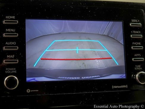 Used 2024 Toyota Camry SE image 15