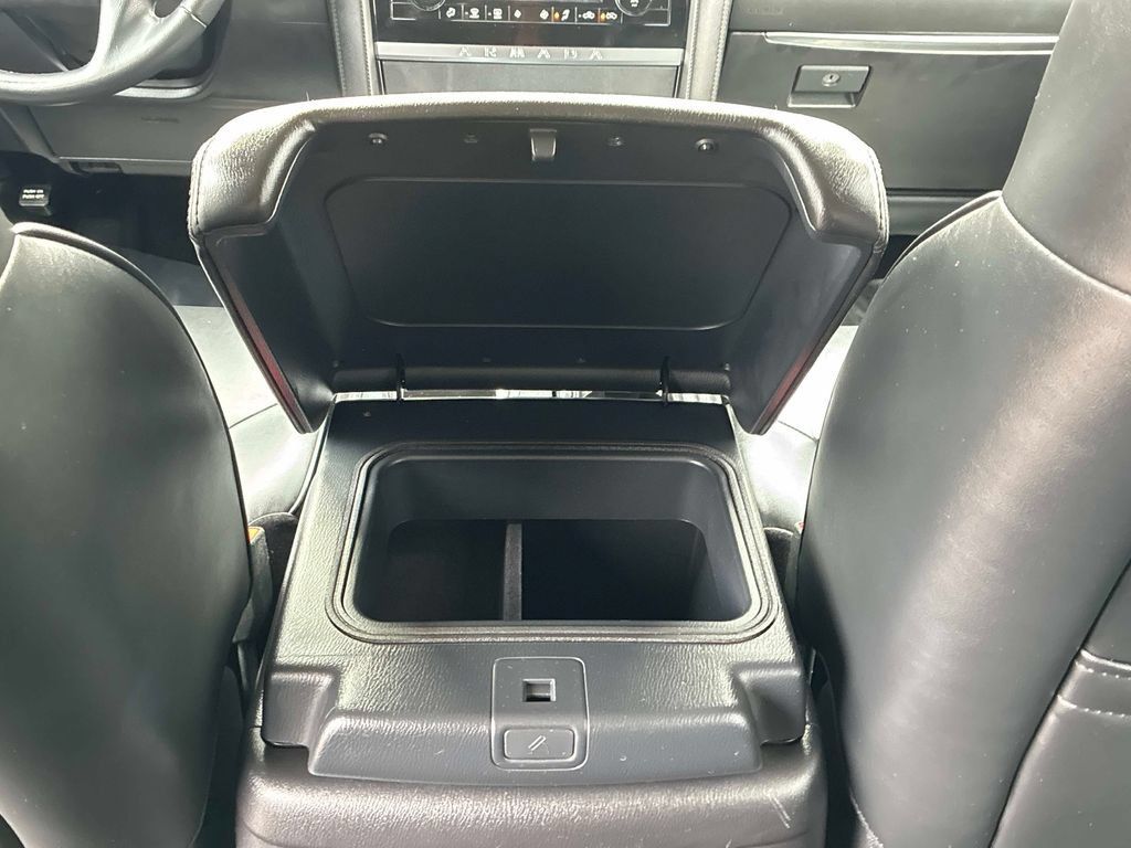 Used 2024 Nissan Armada SV w/ Cargo Package AWD/4WD image 19