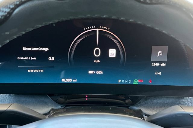Used 2024 Lucid Air Touring AWD/4WD image 27