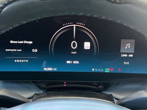 Used 2024 Lucid Air Touring AWD/4WD image 27