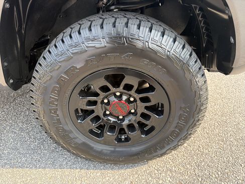 Certified 2023 Toyota Tacoma TRD Sport w/ Advanced Technology Package AWD/4WD image 23