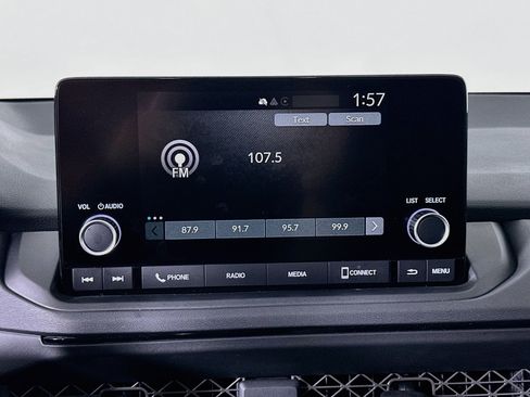 Used 2025 Honda Accord SE image 19