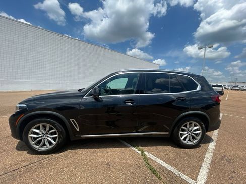 Used 2020 BMW X5 sDrive40i w/ Premium Package RWD image 3
