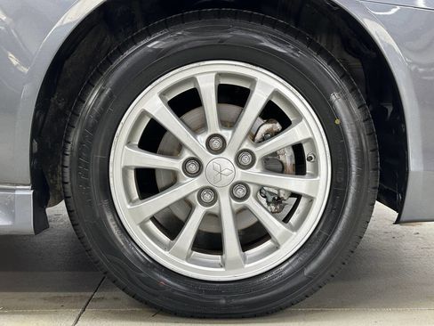 Used 2011 Mitsubishi Lancer ES image 30