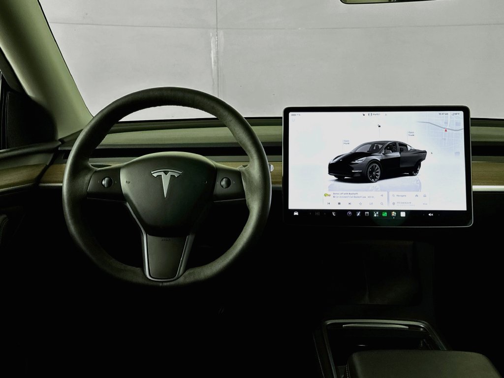 Used 2024 Tesla Model Y Long Range AWD/4WD image 11